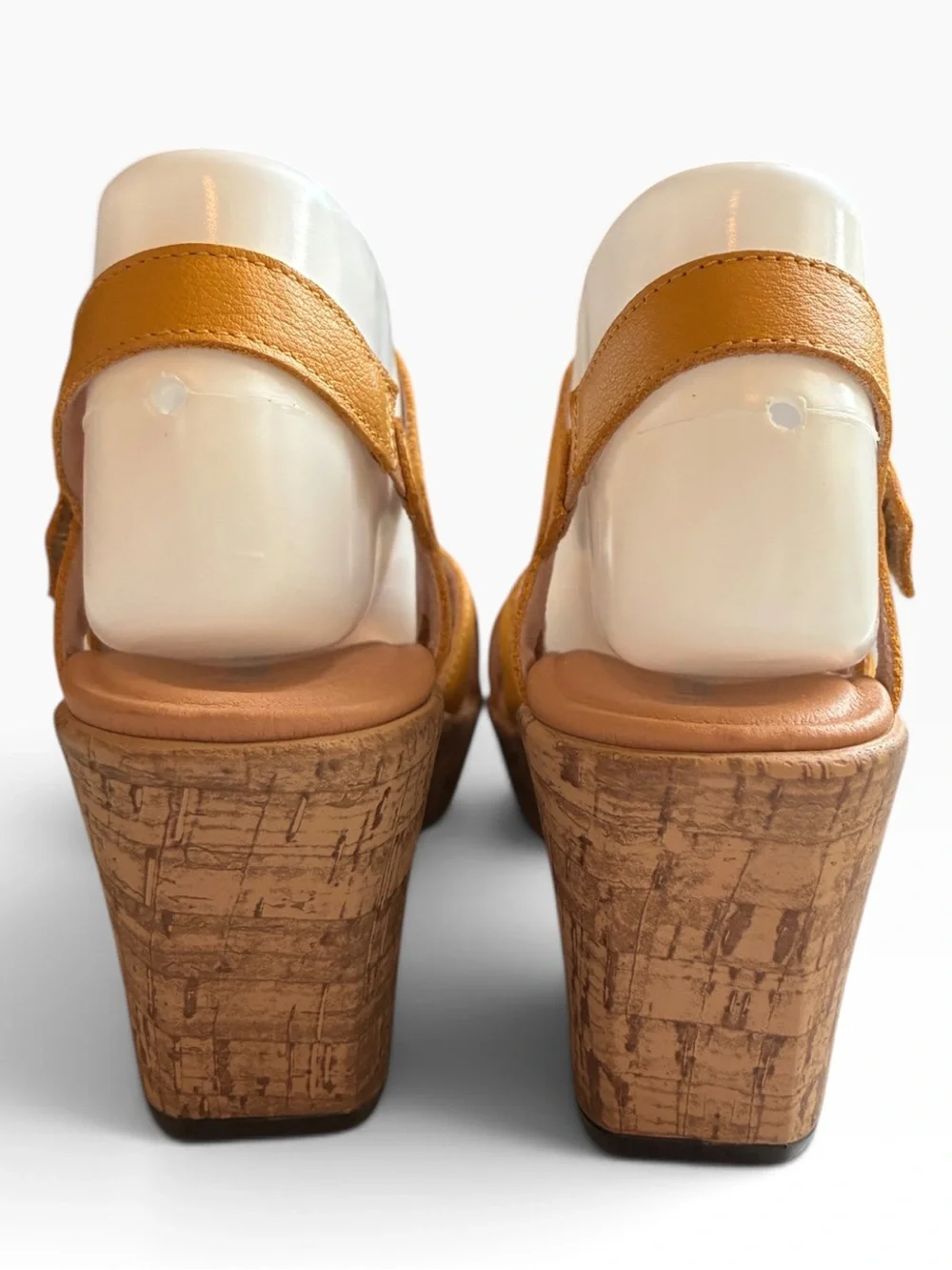 Naot Mustard Leather Cork Wedge Sandals Size 40 / US 9 Strappy Comfort